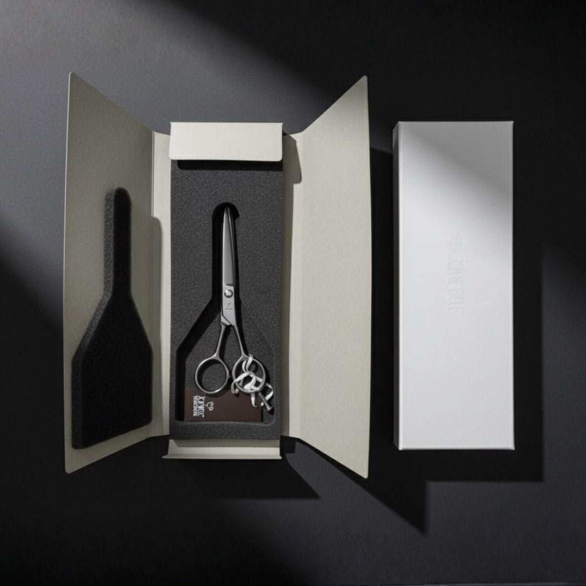 Joewell Cobalt Hair Cutting Scissors (SKU: JOE-JOEWELL-CUT-COBALT-4500)
