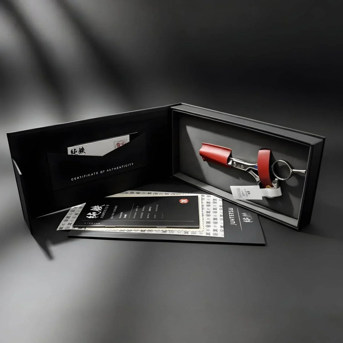 Juntetsu Cobalt Japan Mastersmith made in Tokyo hair cutting and texturizing shear kit (SKU: JUN-MTY-S70F) (SKU: JUN-MTY-C70)