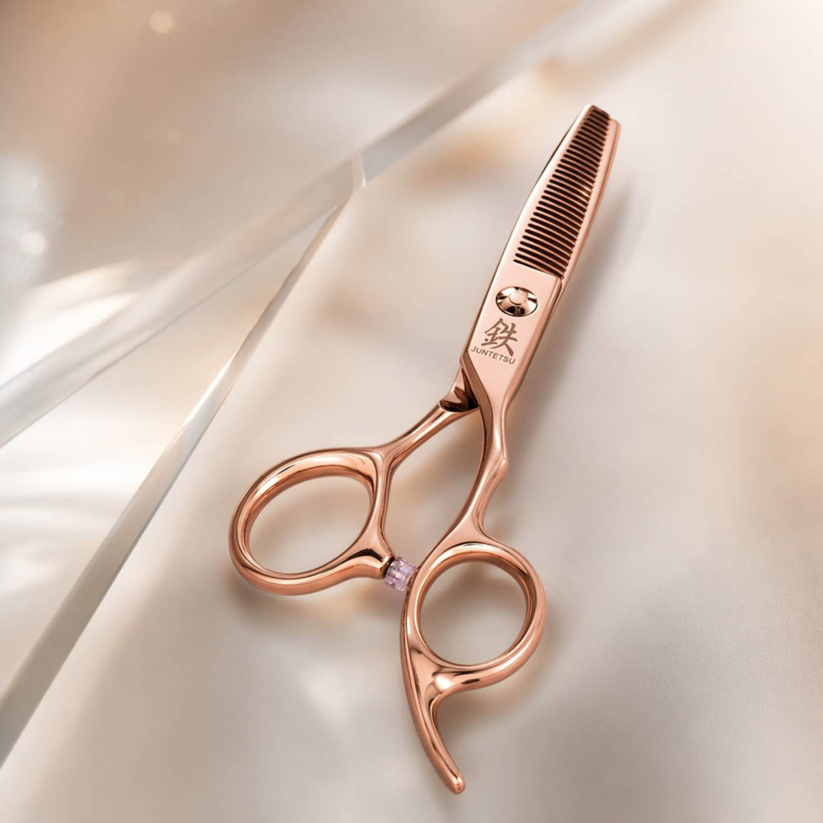 Juntetsu Rose Gold Hairdressing Scissor Set - thinning scissor, lifestyle view
