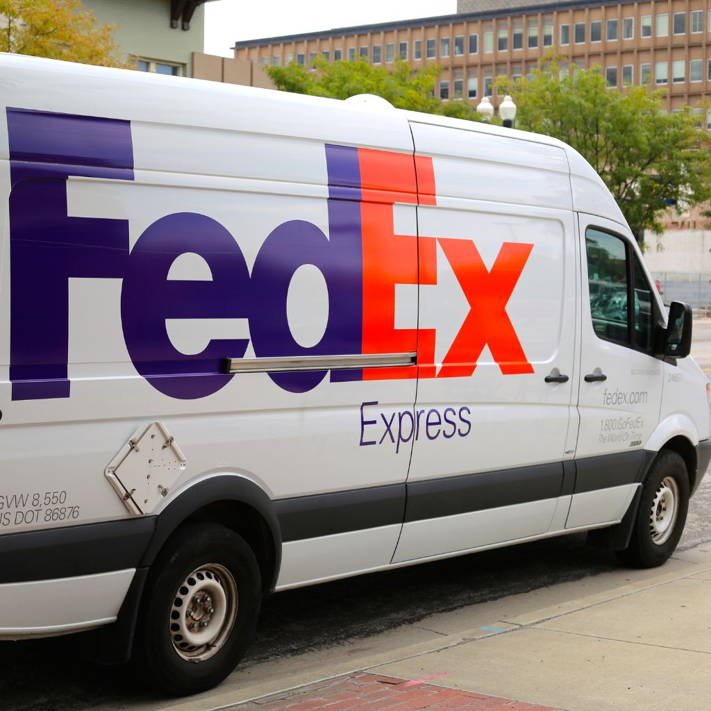 FedEx deliveries and shipping with Japan Scissor Shop